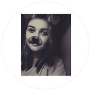 Meet your Posher, Carissa